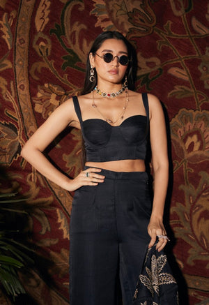 NOIR BLOUSE